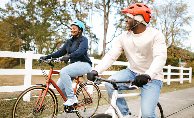 couple bicycling