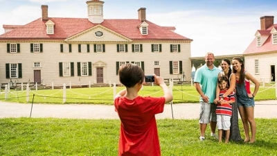 Mount Vernon estate family photo
