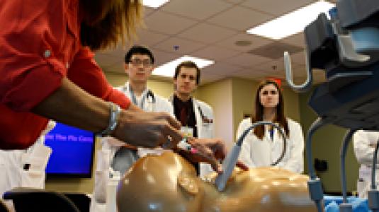 students in the SIM lab