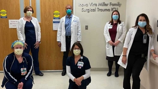 hospital staff in face masks